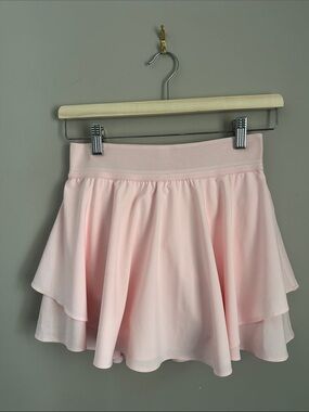 Court Rival High-Rise Skirt Skort in Strawberry Milkshake